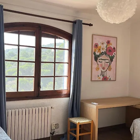 Alella, 5 Bedrooms & Pool וילה אלייה