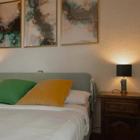 Villa Alella, 5 Bedrooms & Pool
