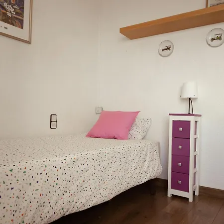 Alella, 5 Bedrooms & Pool Villa Alella