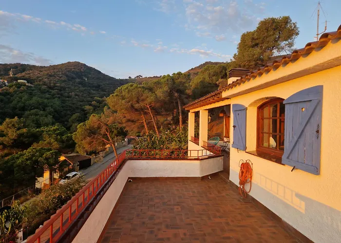 Alella, 5 Bedrooms & Pool فيلة أليلا