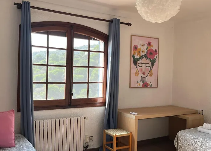 Alella, 5 Bedrooms & Pool فيلة أليلا